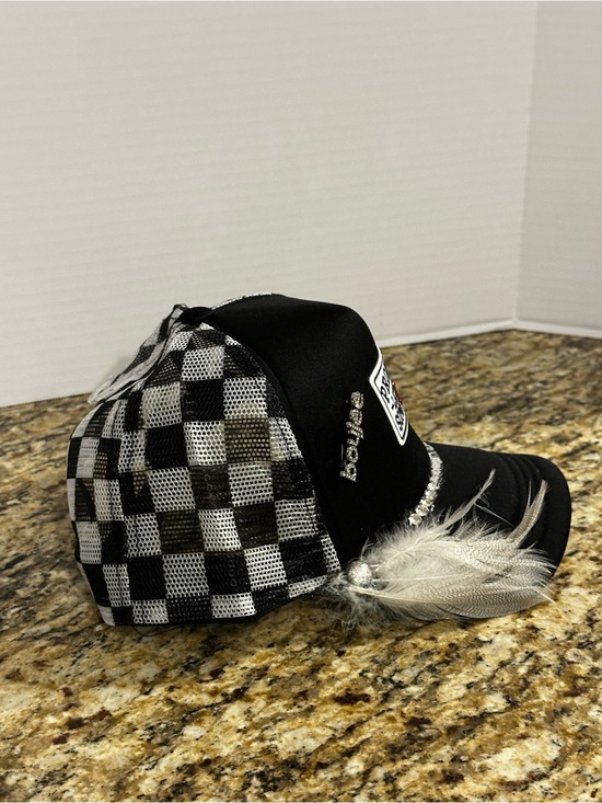 Black Boujee Embellished Trucker Hat - \